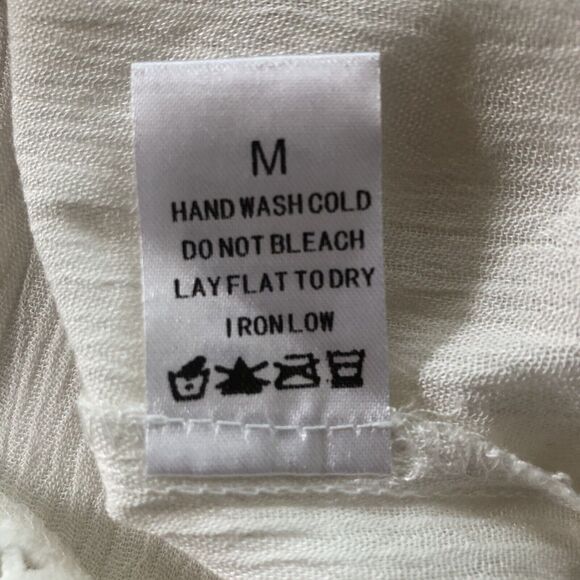 Doe & Rae Eyelet Peasant Top Size Medium - Picture 10 of 14